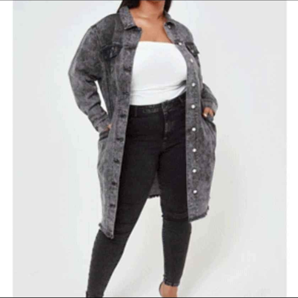 Women's Gray Denim Jacket